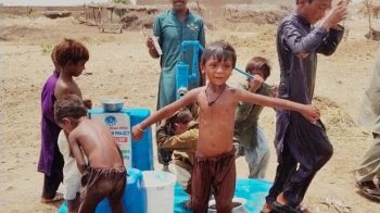 Bring the Gift of Clean Water to Cholistan